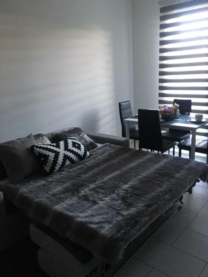 My Home Apartment Mira Exterior photo